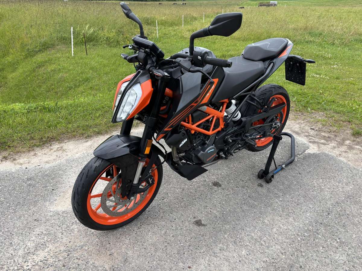 KTM Duke 125cc, street / classic