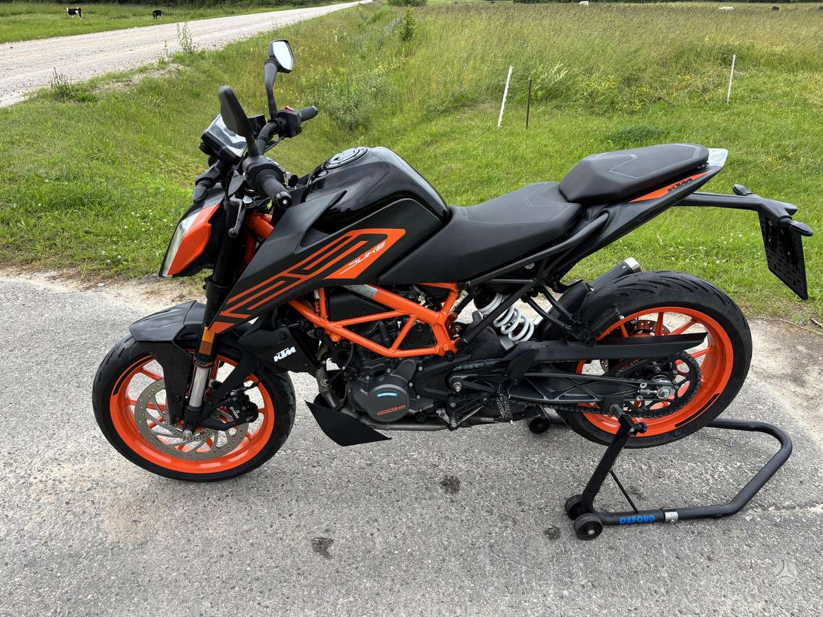 KTM Duke 125cc, street / classic