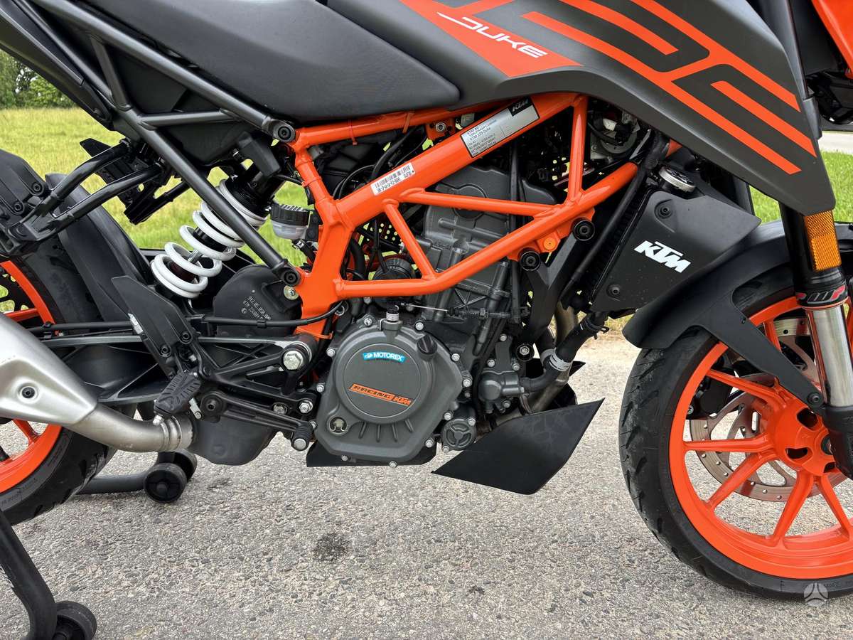 KTM Duke 125cc, street / classic