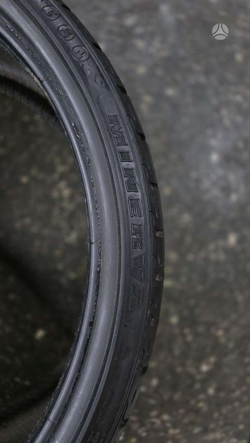Minerva, summer 235/30 R20