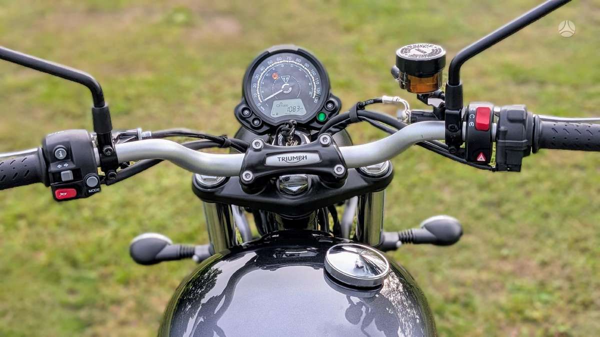 Triumph Scrambler 900cc, street / классические