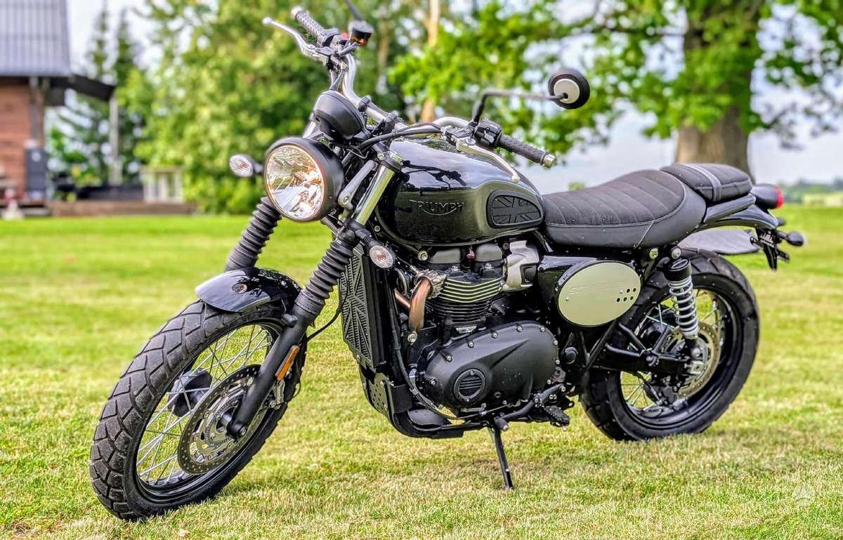 Triumph Scrambler 900cc, street / классические