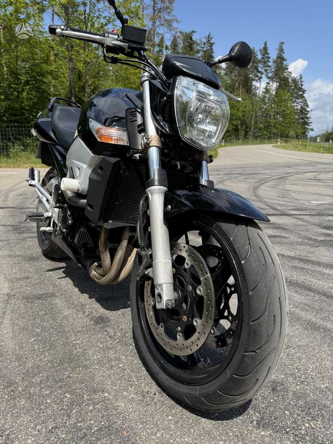 Suzuki GSR 600cc, street / classic