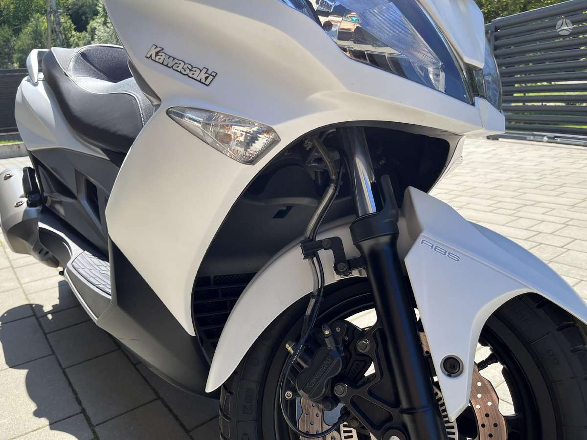 Kawasaki J 299cc, scooters / mopeds