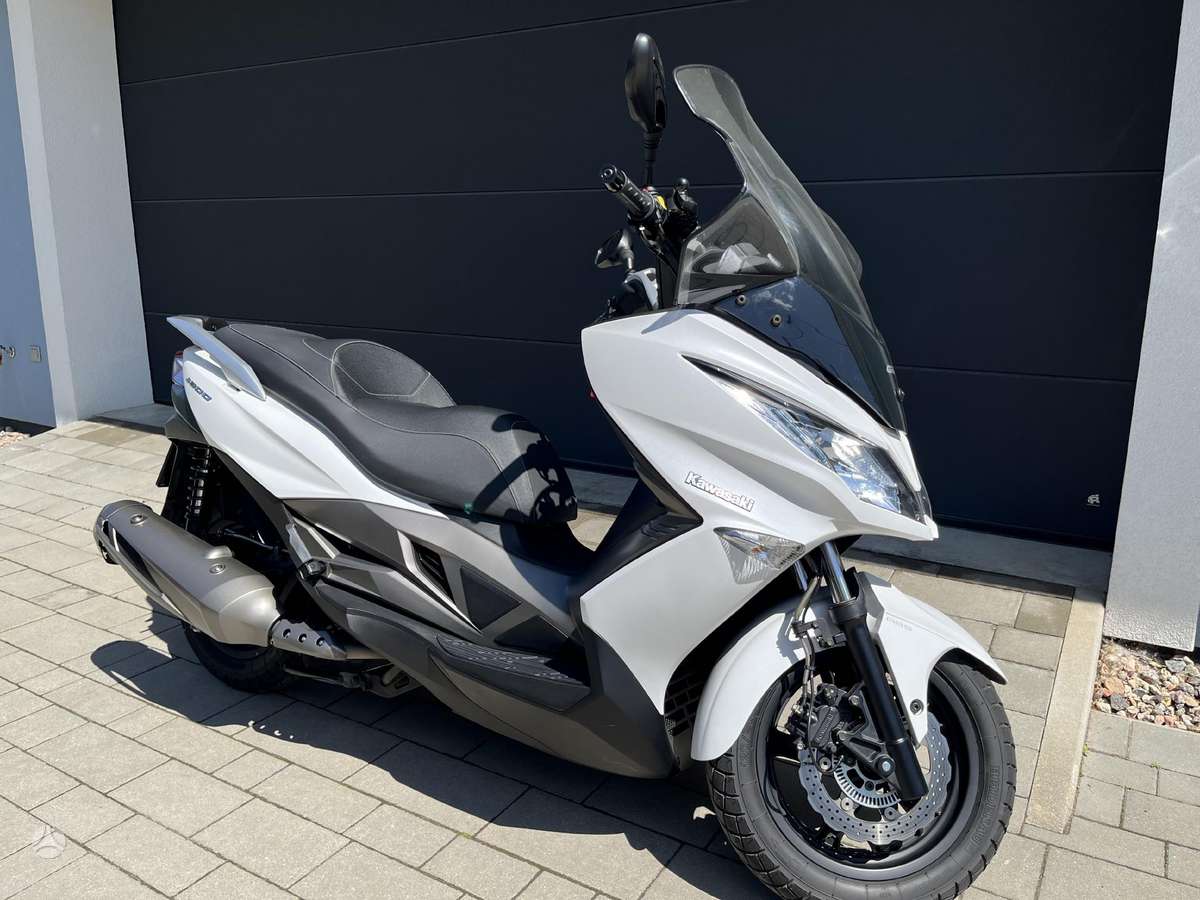 Kawasaki J 299cc, scooters / mopeds