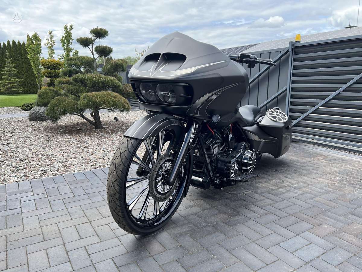Harley-Davidson Road Glide 1690cc, чопперы / круизеры / custom