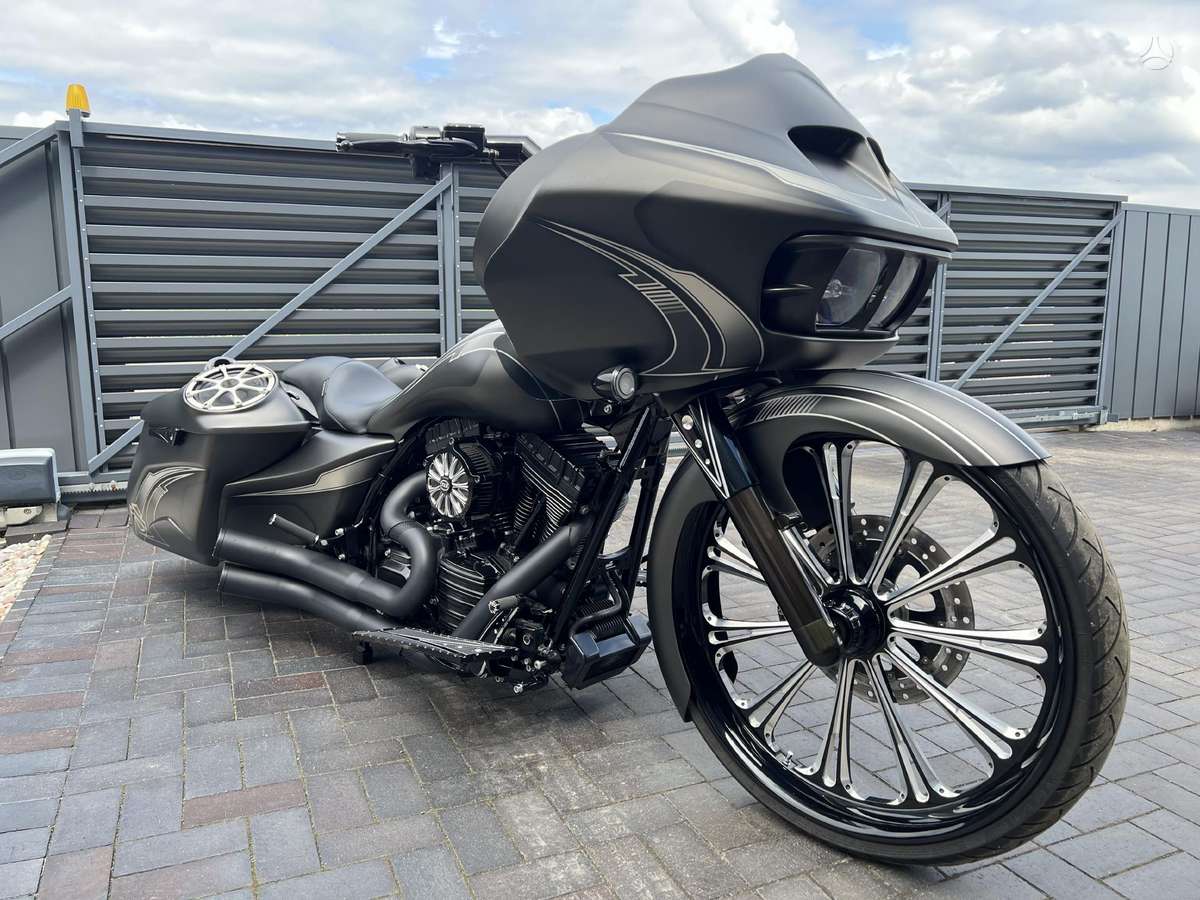 Harley-Davidson Road Glide 1690cc, чопперы / круизеры / custom