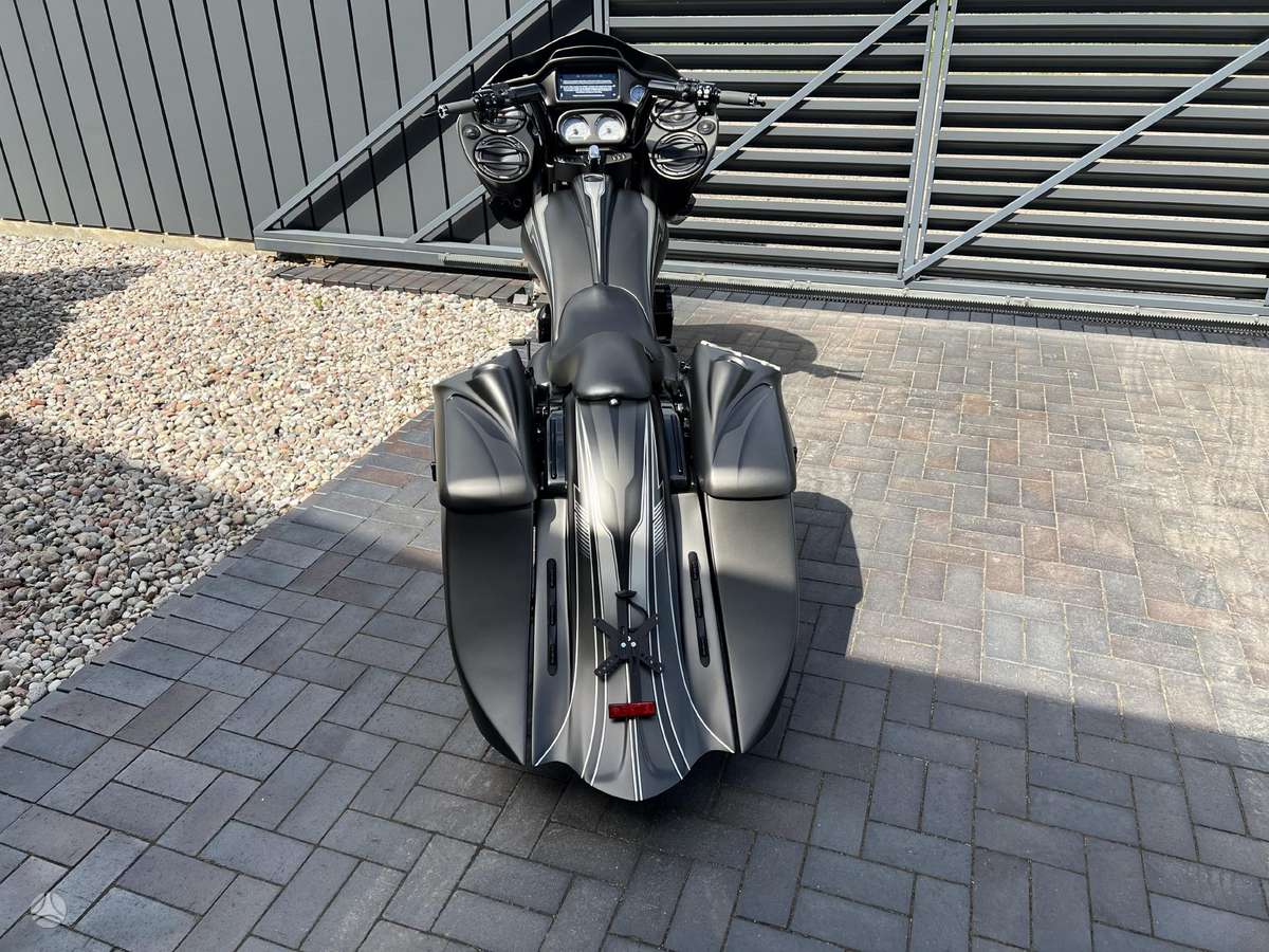 Harley-Davidson Road Glide 1690cc, чопперы / круизеры / custom