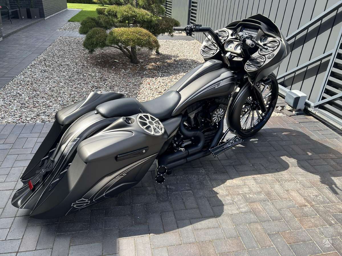 Harley-Davidson Road Glide 1690cc, чопперы / круизеры / custom