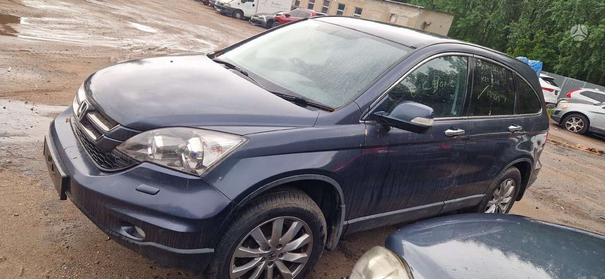 Honda CR-V for parts