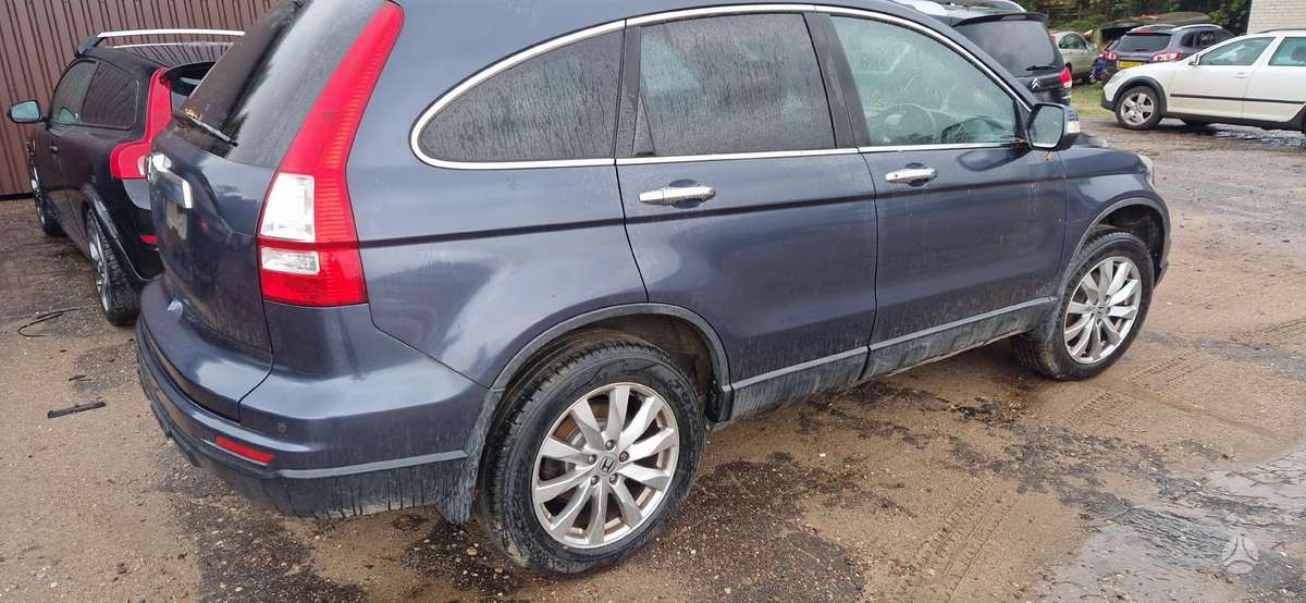 Honda CR-V rezerves daļās