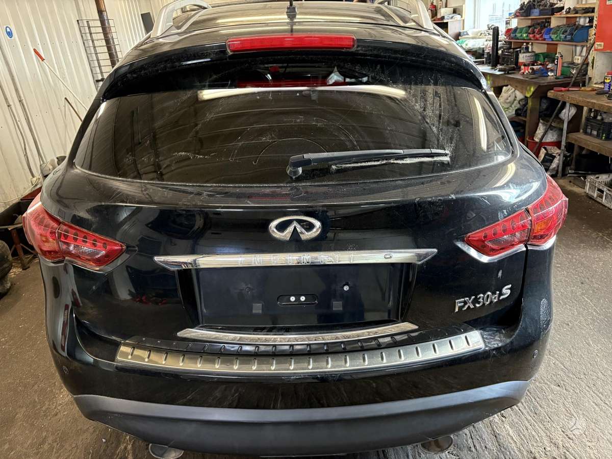 Infiniti FX30 37068366700