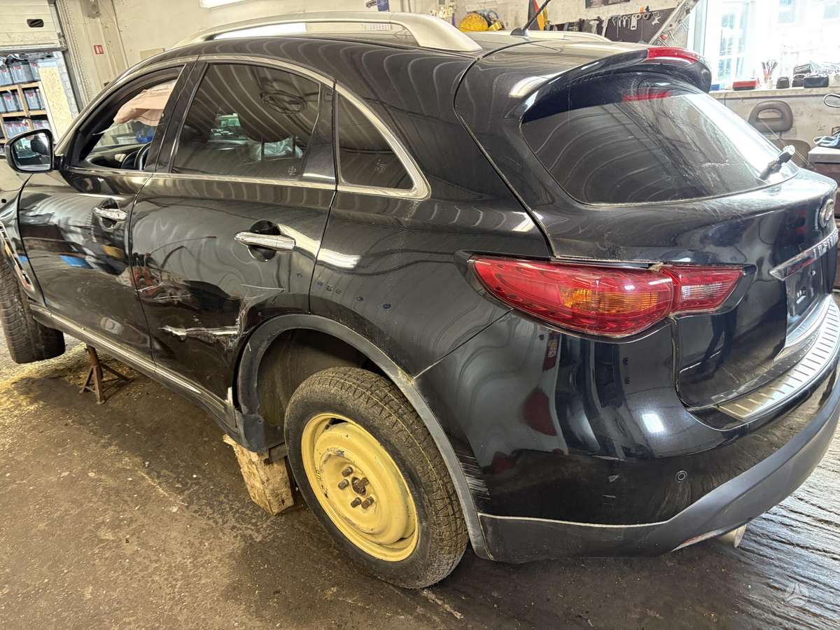 Infiniti FX30 37068366700