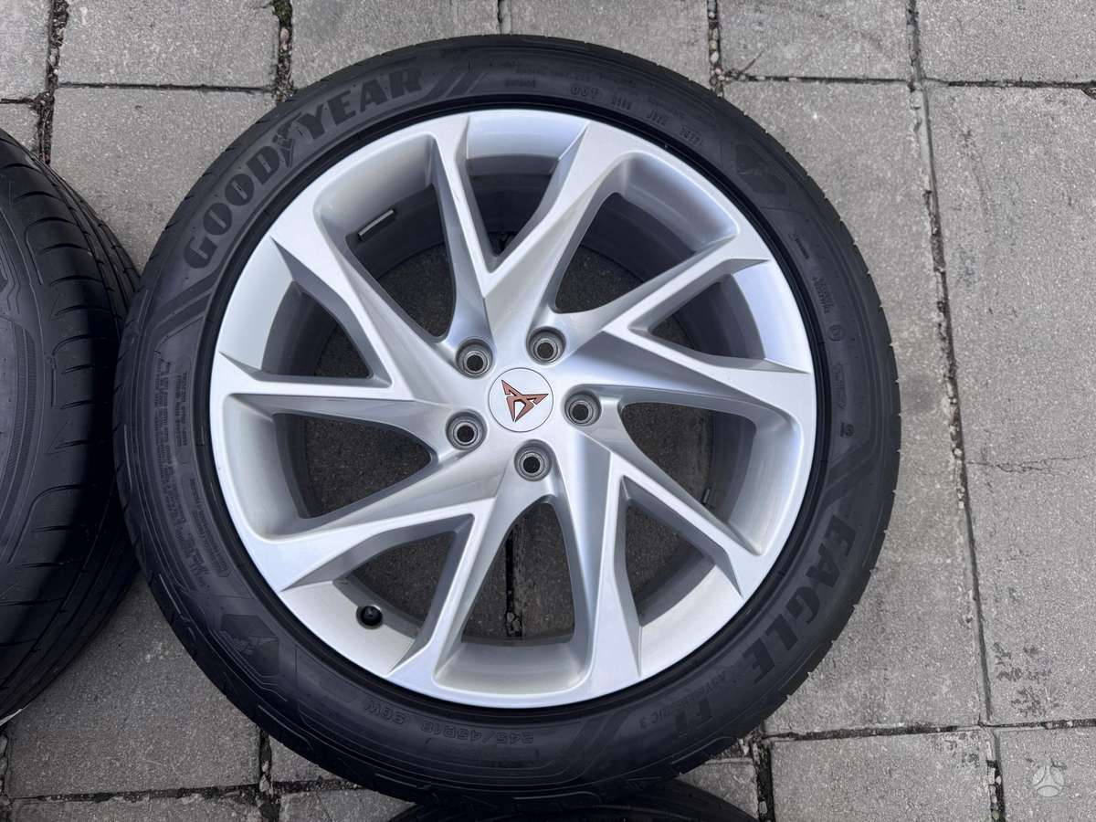 Cupra FORMENTOR, light alloy, R18