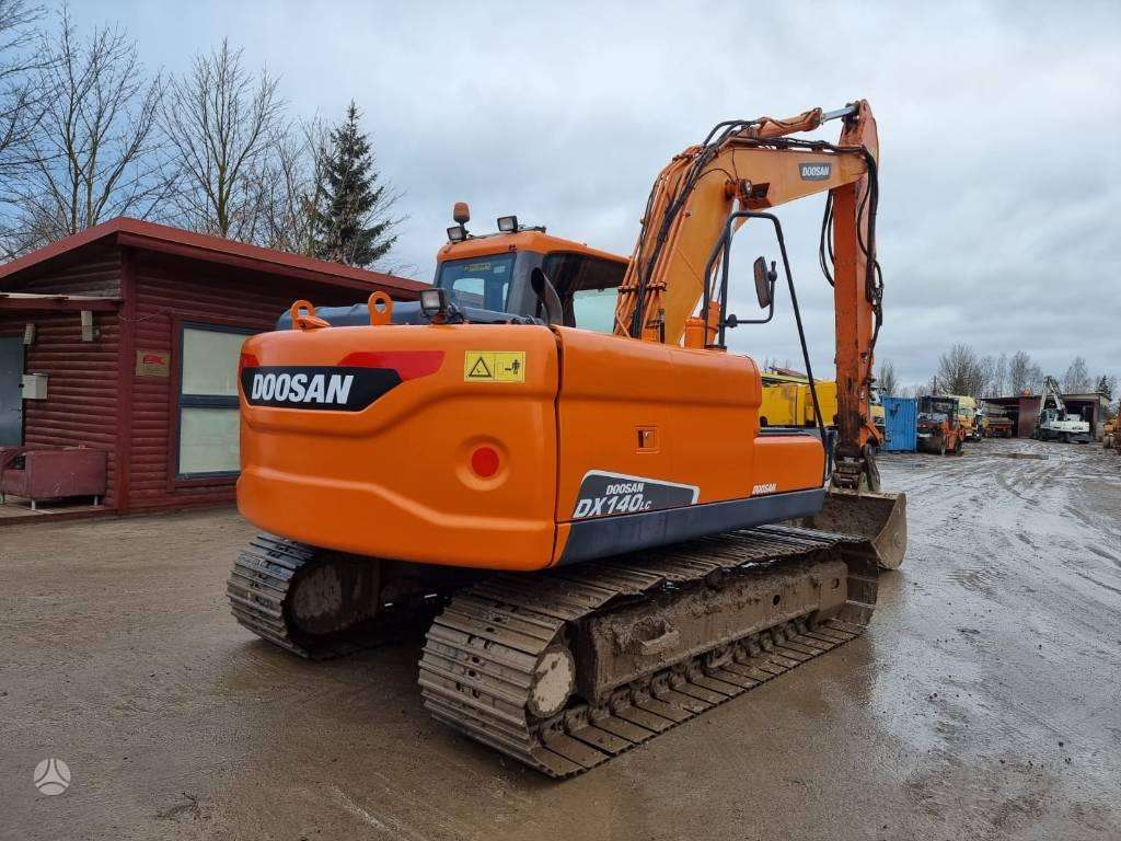 Doosan DX 140LC, ekskavatori