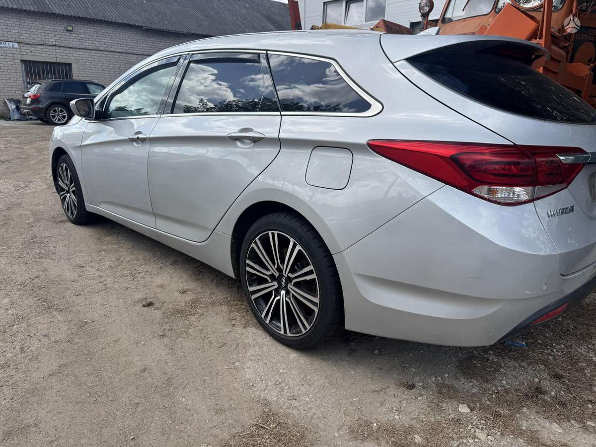 Hyundai i40