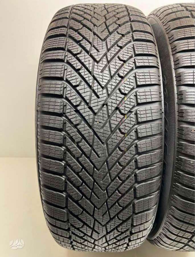 Pirelli Winter2Scorpion 2023m, žieminės 225/60 R18