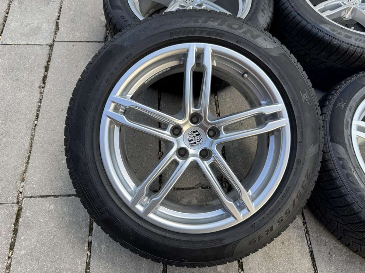 Porsche MACAN, lengvojo lydinio, R19