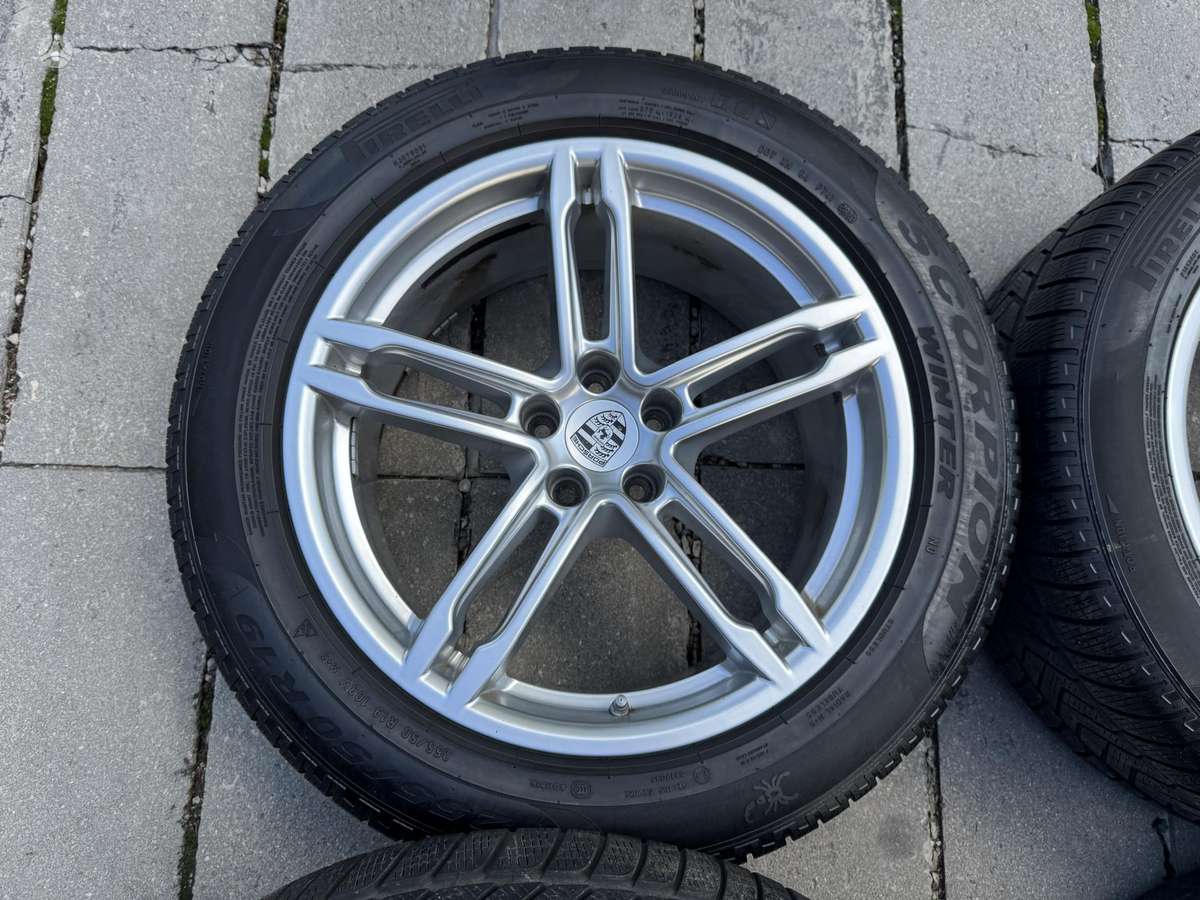 Porsche MACAN, lengvojo lydinio, R19