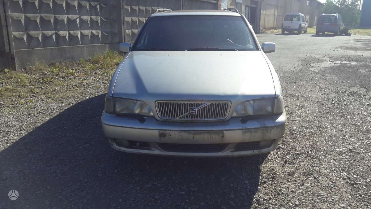 Volvo V70