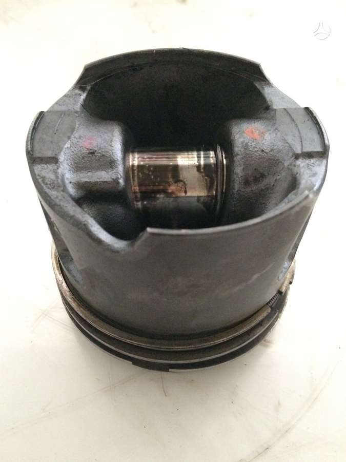 Peugeot 407, RHR, детали двигателя