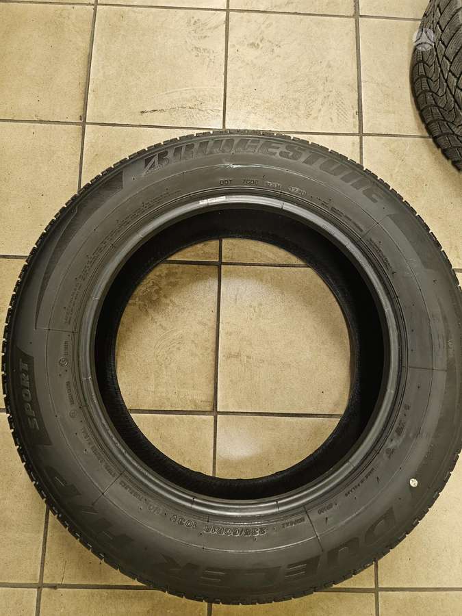 Bridgestone, vasaras 235/60 R18
