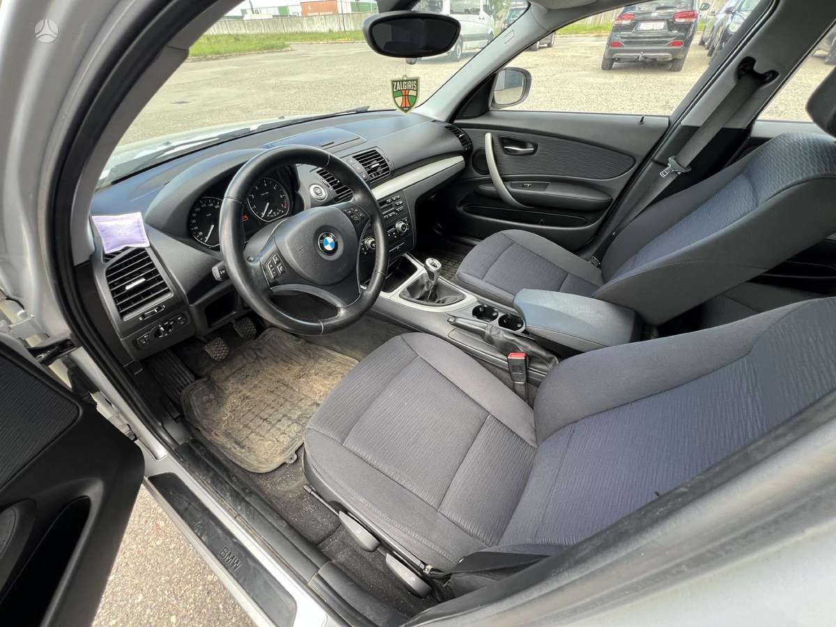 BMW 120, 2.0 l., hatchback