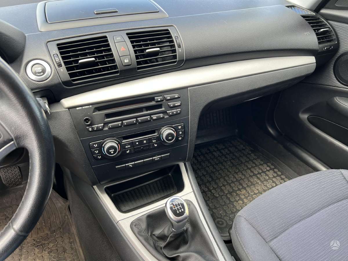 BMW 120, 2.0 l., Хэтчбек