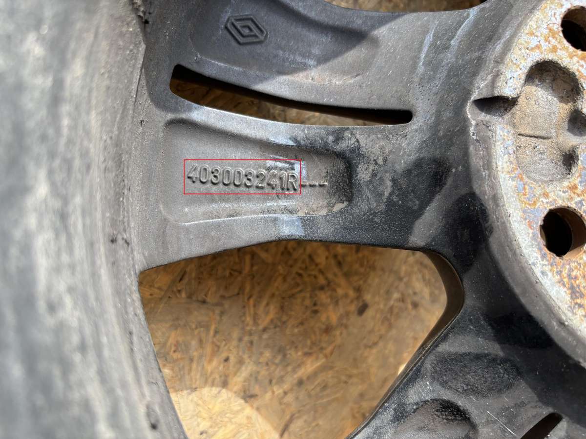 Renault Megane, 403003241R, Cen26462