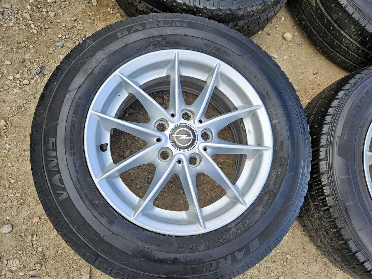 Opel Vivaro, light alloy, R16