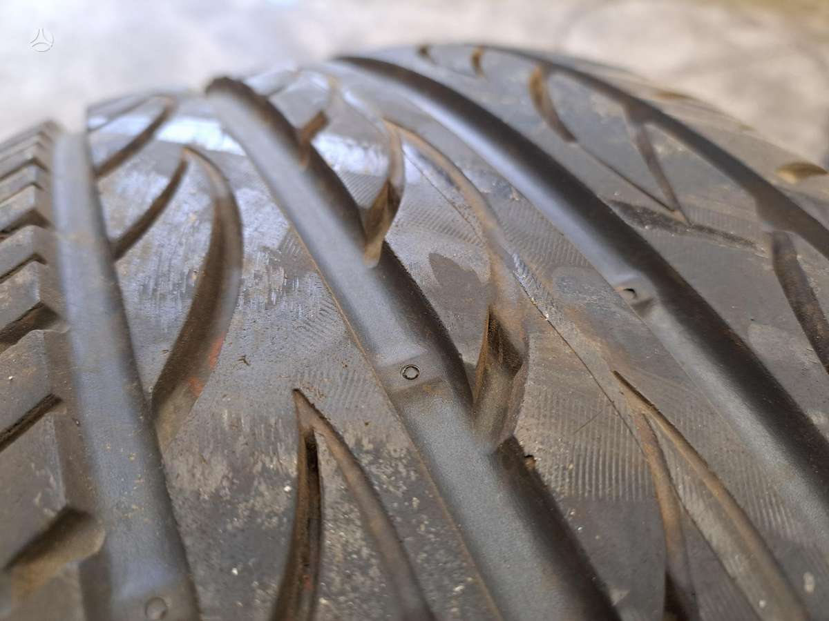Pirelli PzeroNero, summer 225/40 R18