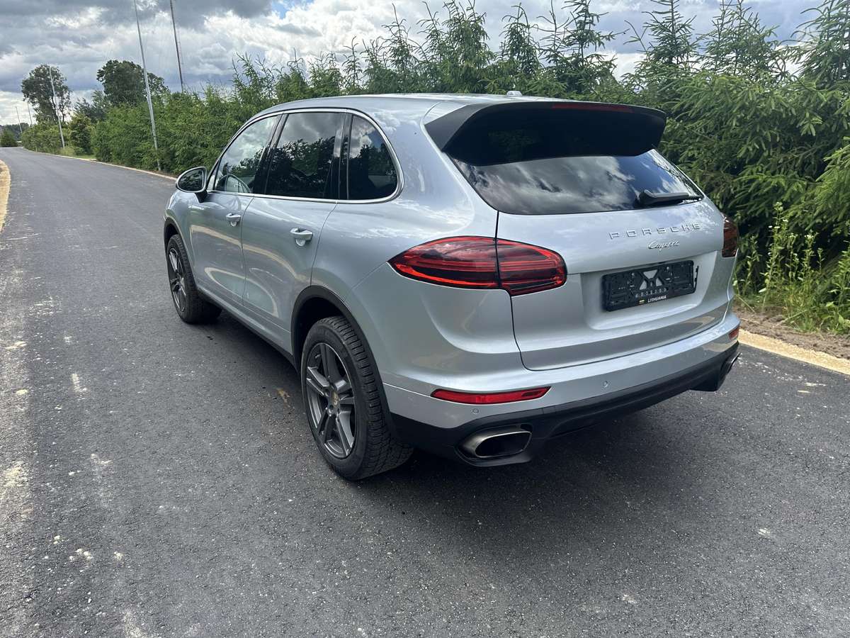 Porsche Cayenne rezerves daļās. Cayenne v6 3 6l engine code 5502 ceya transmi