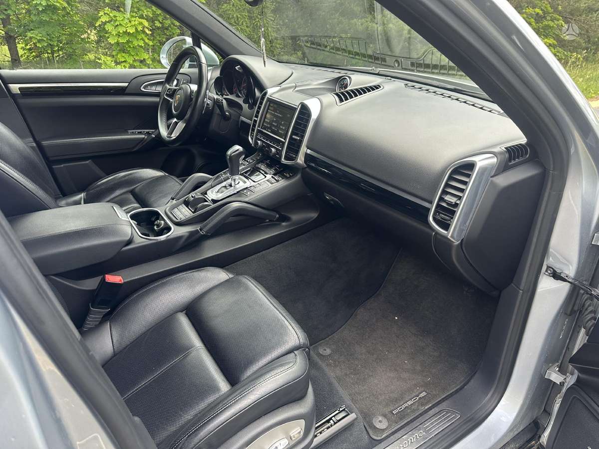 Porsche Cayenne rezerves daļās. Cayenne v6 3 6l engine code 5502 ceya transmi