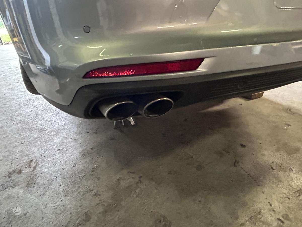 Porsche Panamera по частям