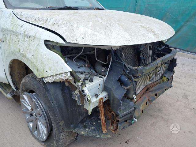 Mitsubishi L200 Titian