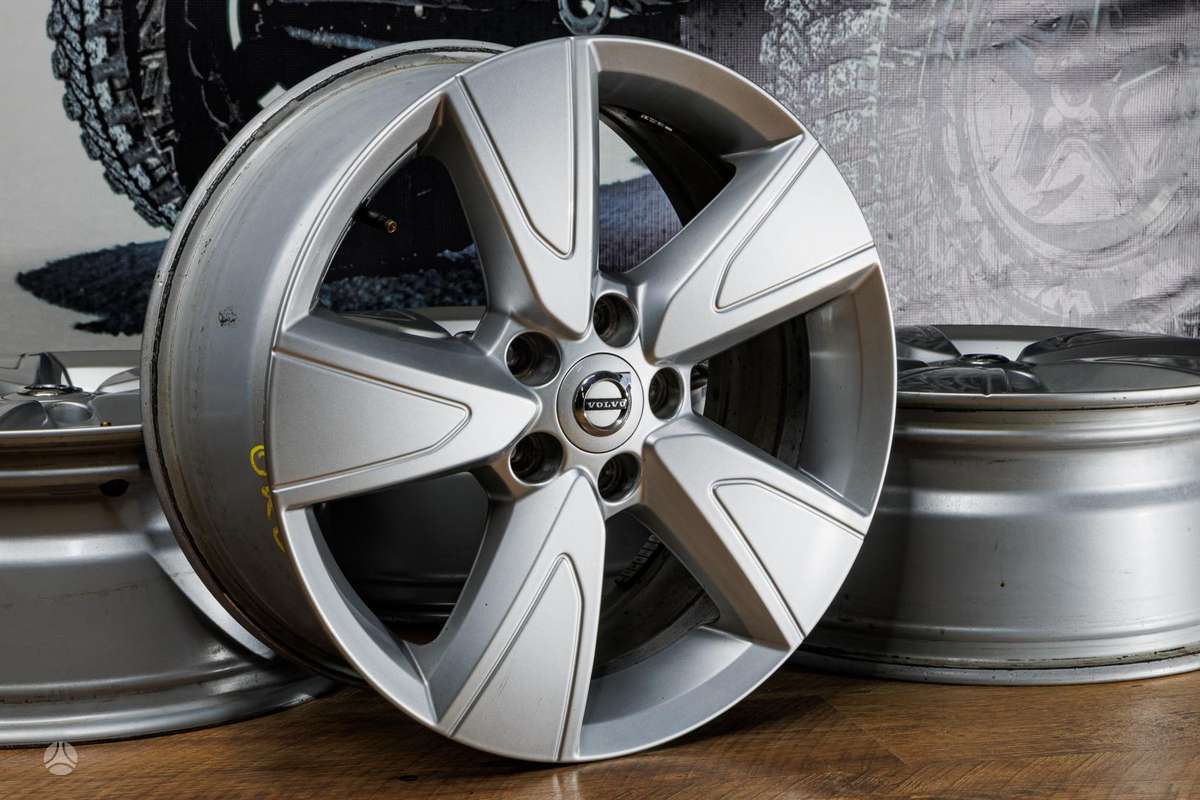 -Kita- Volvo, light alloy, R17