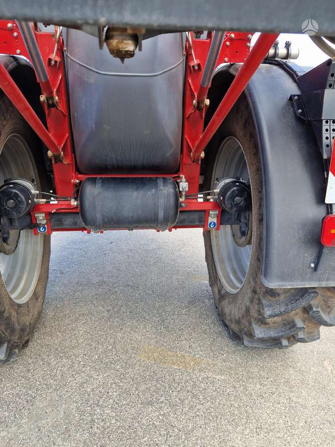 Horsch LEEB 4 AX, sprayers