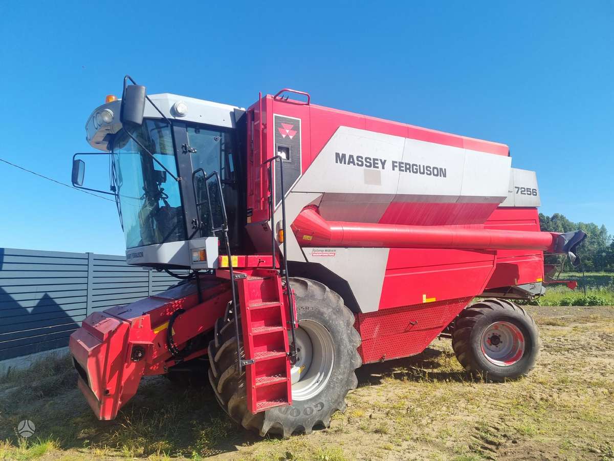 Massey Ferguson 7256, combine harvesters