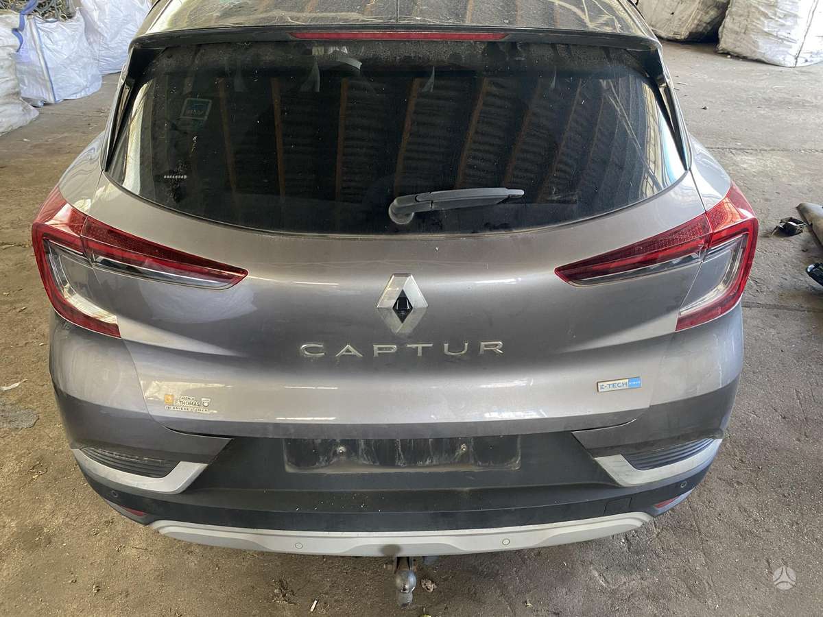Renault Captur dalimis. 1 6 i hybride