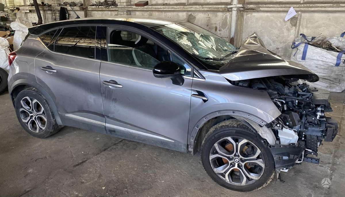 Renault Captur dalimis. 1 6 i hybride