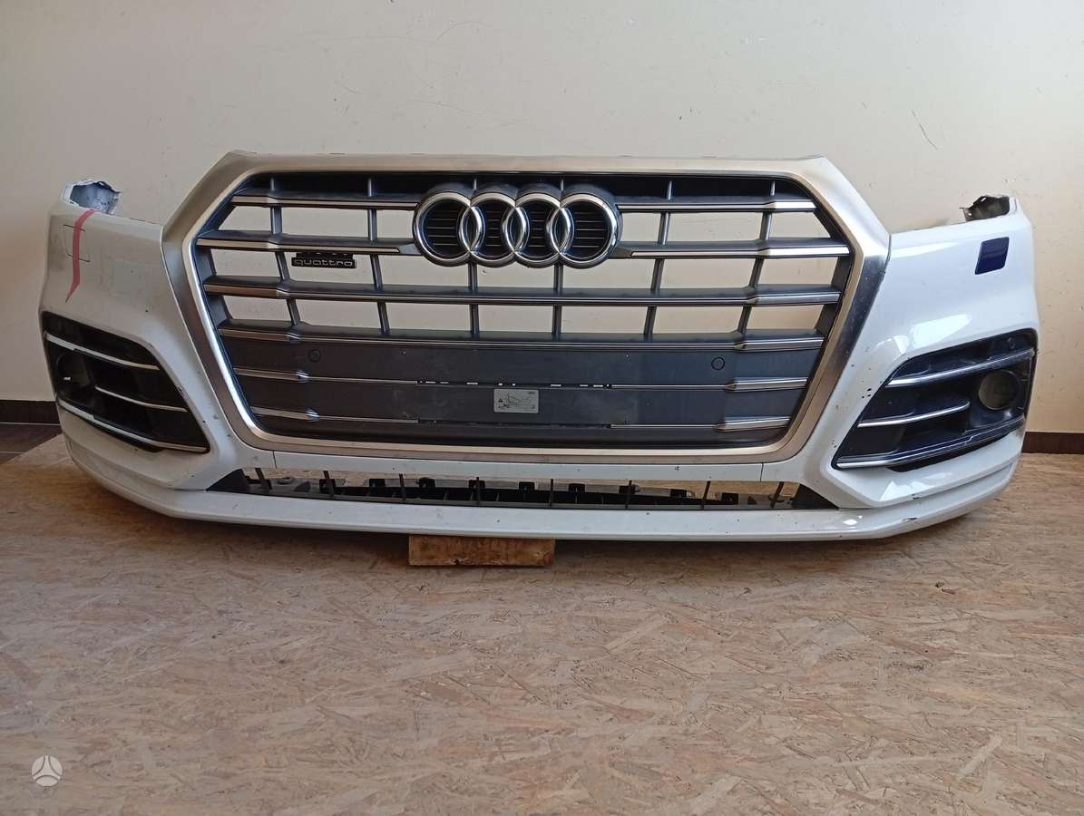 Audi Q5 bamperiai, žibintai