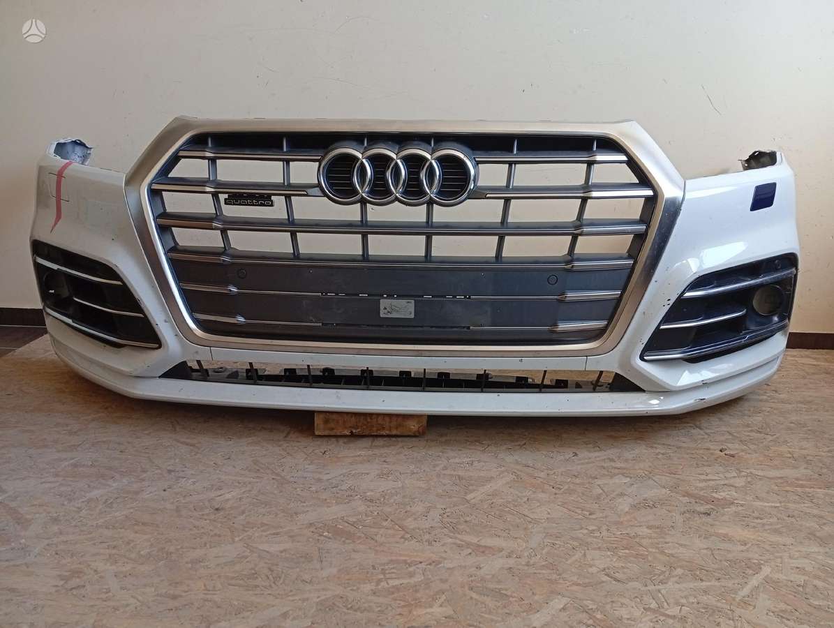 Audi Q5 бамперы (буфера), фары