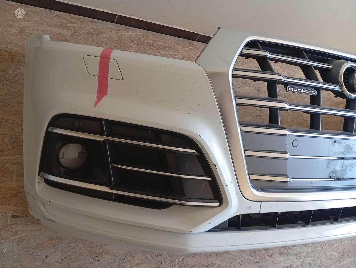 Audi Q5 bumpers, lights
