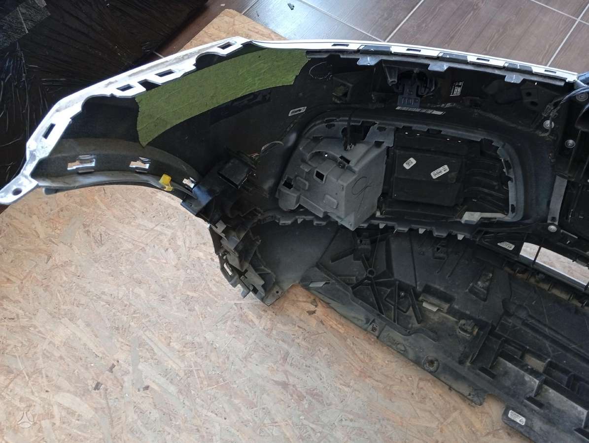 Audi Q5 bamperi, gaismas