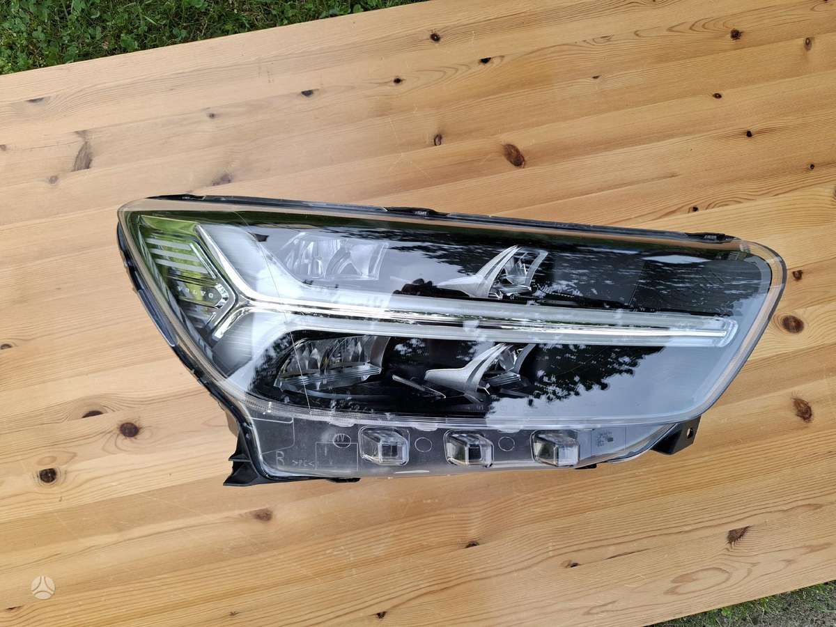 Volvo XC40, 31655632, lights