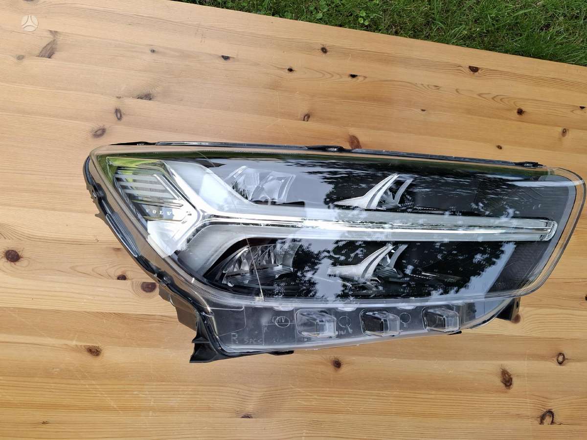 Volvo XC40, 31655632, lights