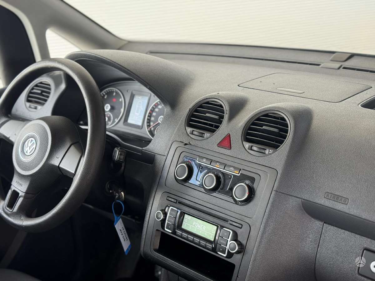 Volkswagen Caddy - 9