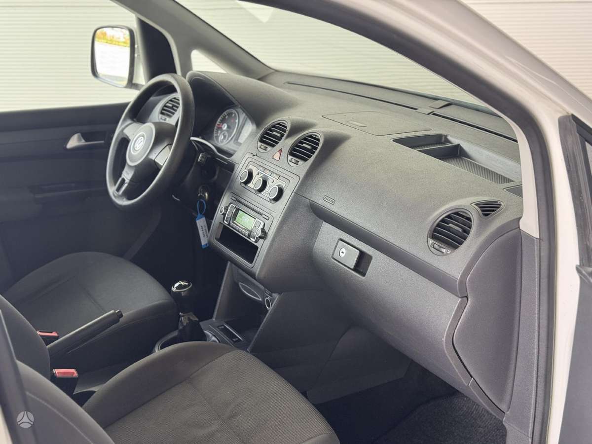 Volkswagen Caddy - 10