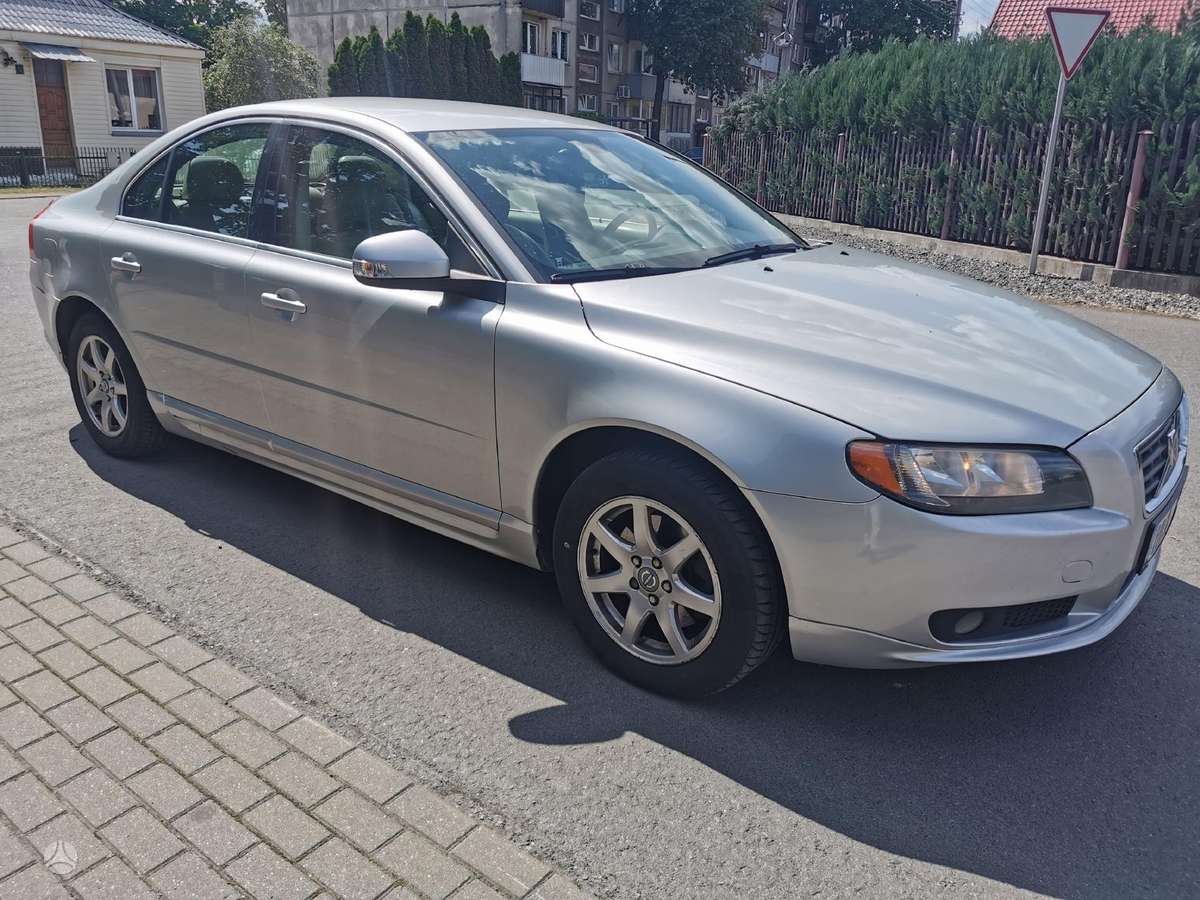 Volvo S80, 2.4 l., Седан