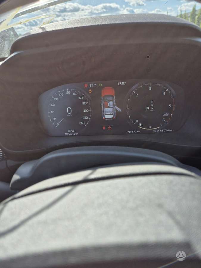 Volvo XC40 - 5